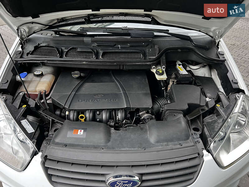 Мінівен Ford C-Max 2009 в Дубні