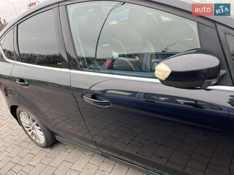 Минивэн Ford C-Max 2012 в Сколе