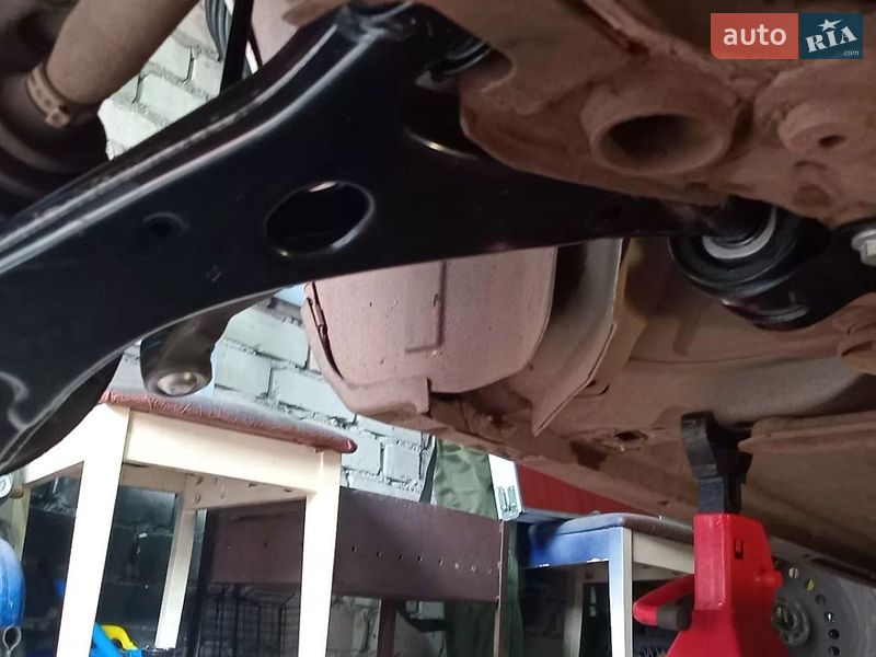Мінівен Ford C-Max 2007 в Кривому Розі фото 12 Мінівен Ford C-Max 2007 в Кривому Розі