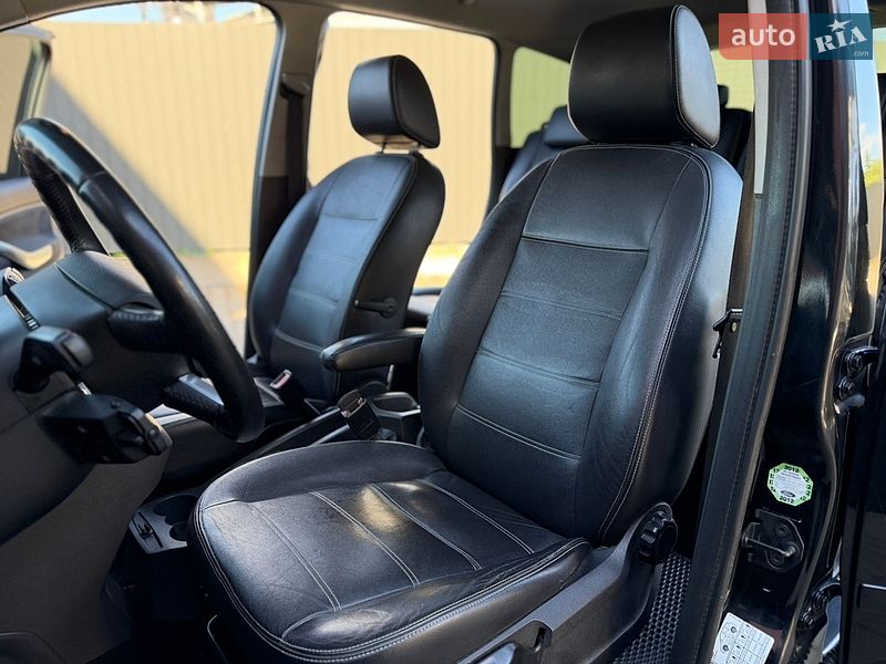 Минивэн Ford C-Max 2009 в Берегово