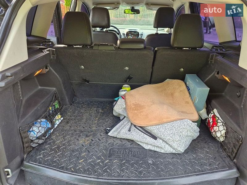 Минивэн Ford C-Max 2015 в Днепре