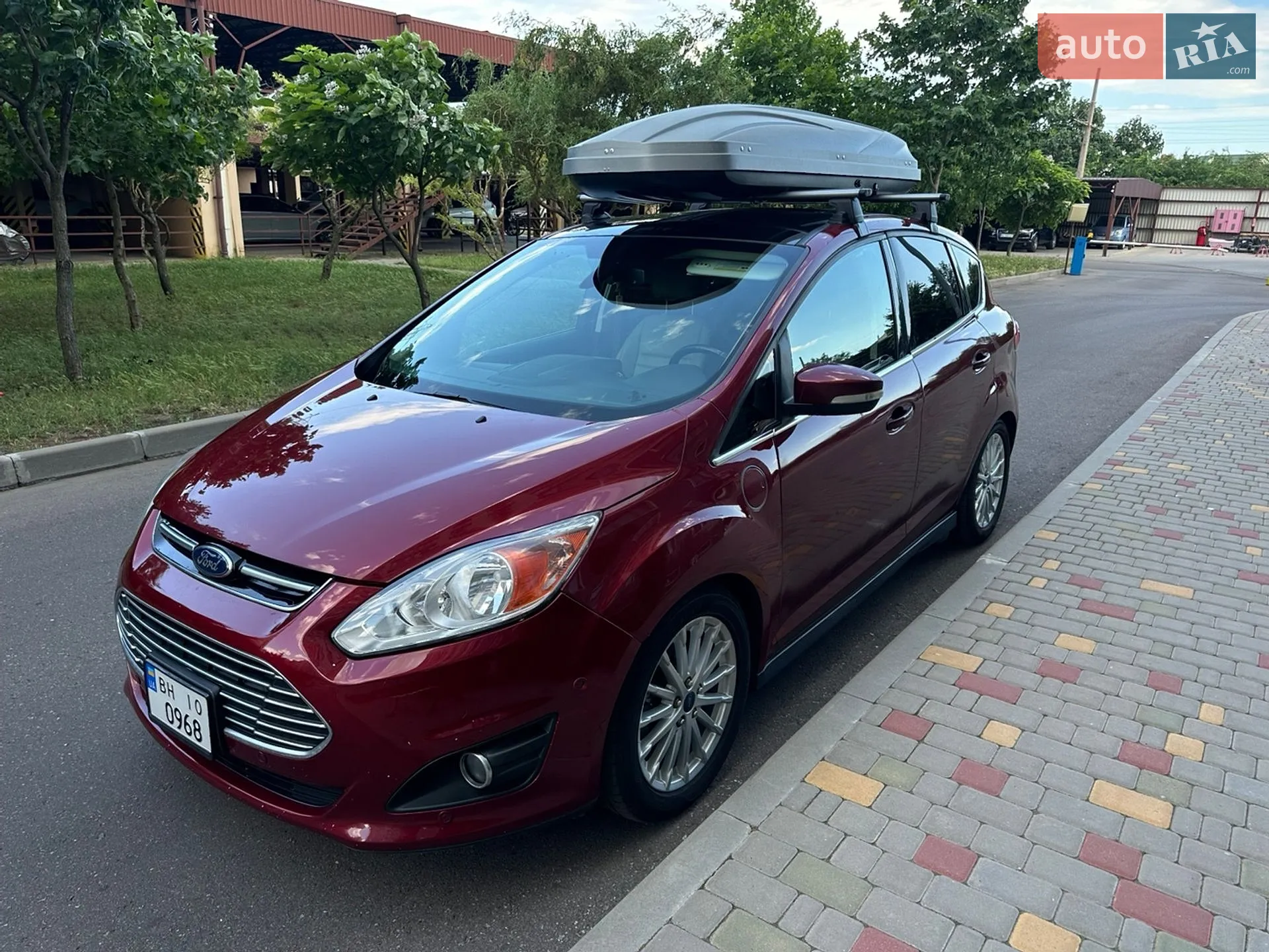Ford C-Max 2016 VIN 1FADP5CU9GL108348 фото оголошення 4 з 32