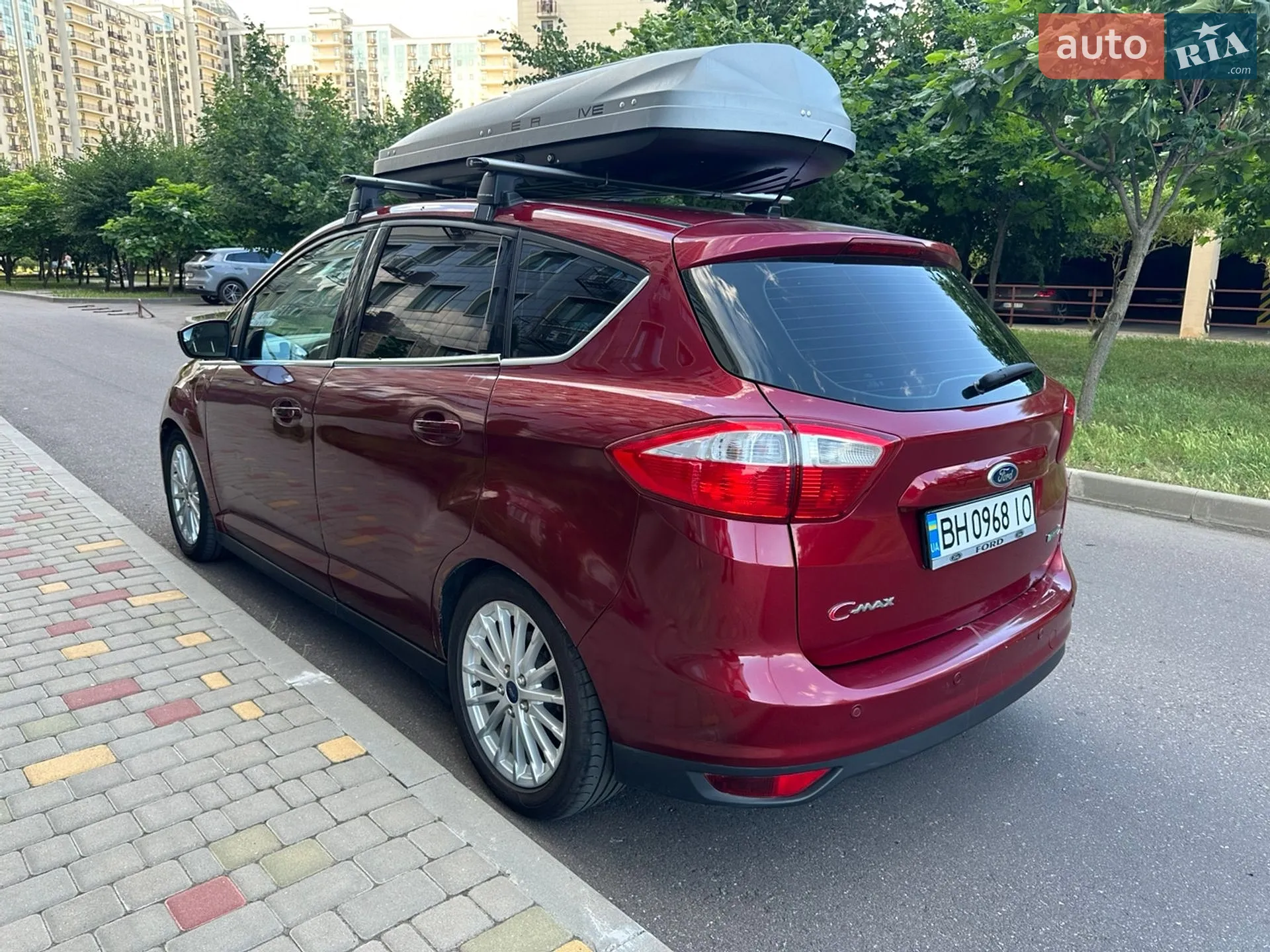 Ford C-Max 2016 VIN 1FADP5CU9GL108348 фото оголошення 9 з 32