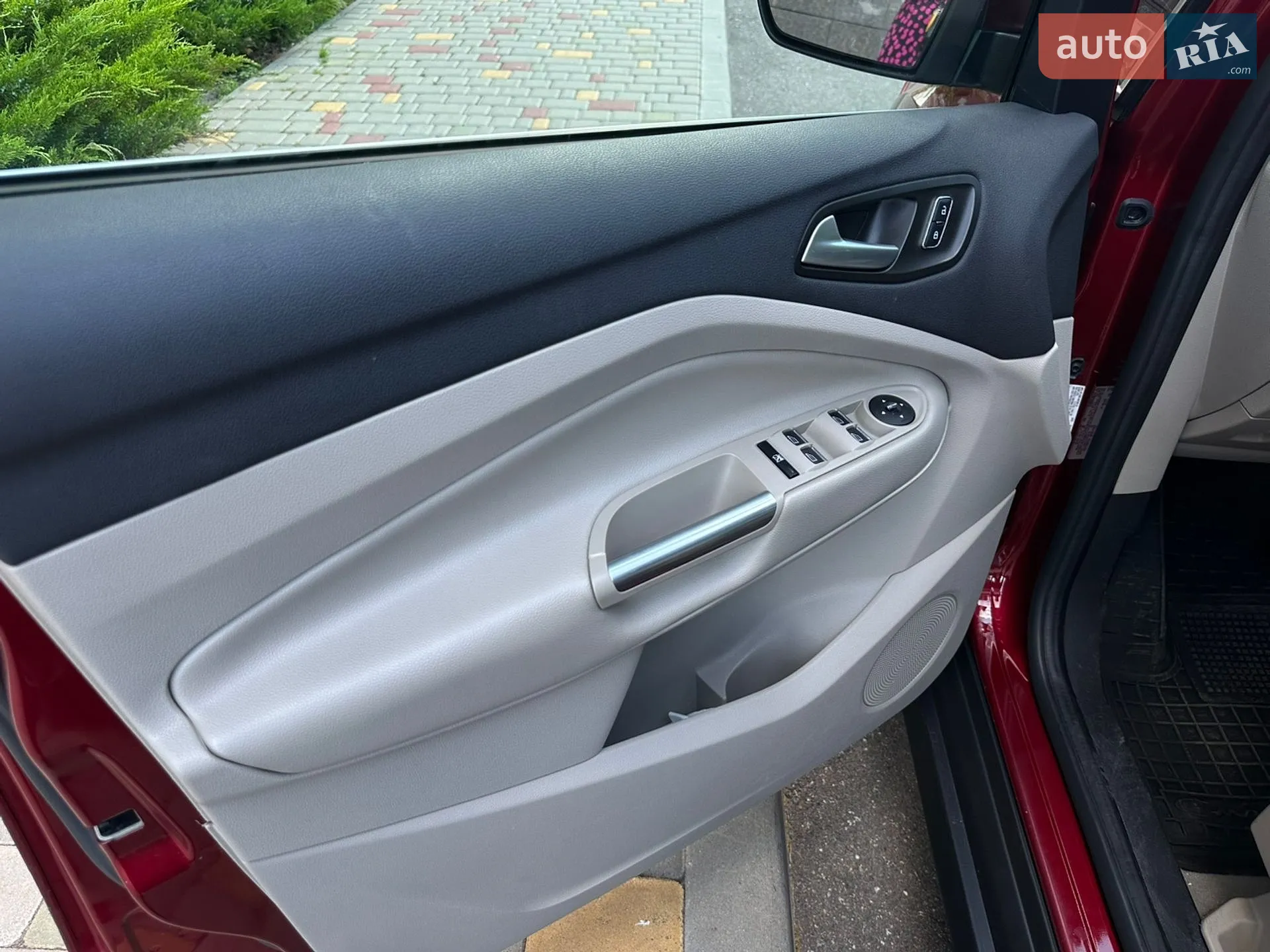 Ford C-Max 2016 VIN 1FADP5CU9GL108348 фото оголошення 21 з 32