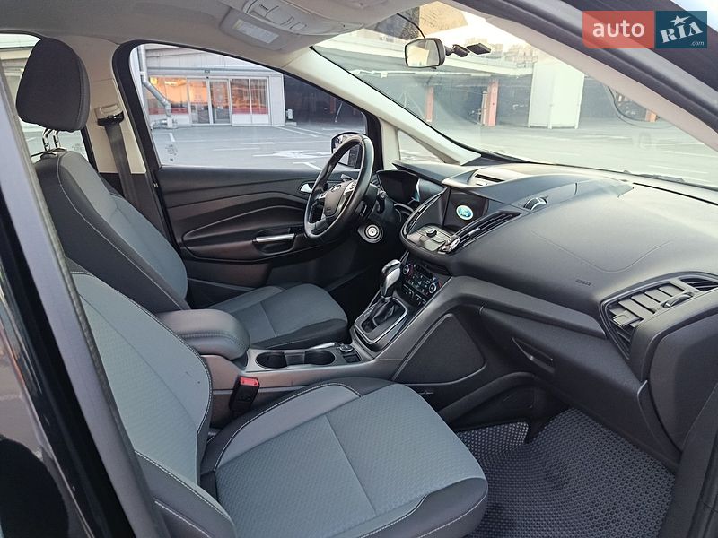 Минивэн Ford C-Max 2017 в Киеве