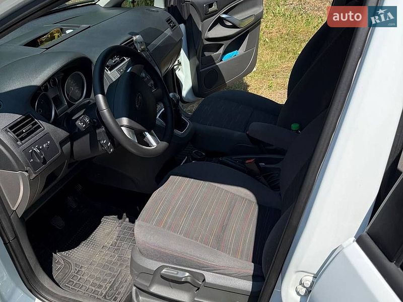 Мінівен Ford C-Max 2009 в Рівному фото 20 Мінівен Ford C-Max 2009 в Рівному