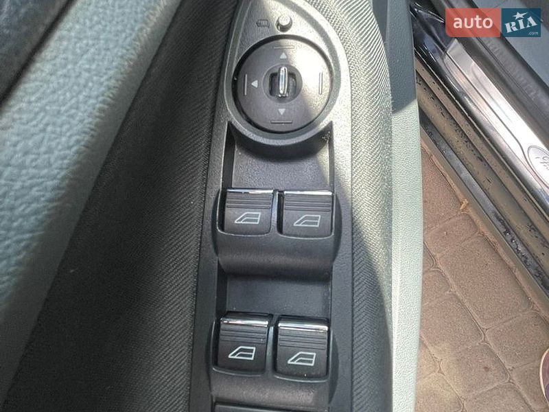 Мінівен Ford C-Max 2013 в Коростені