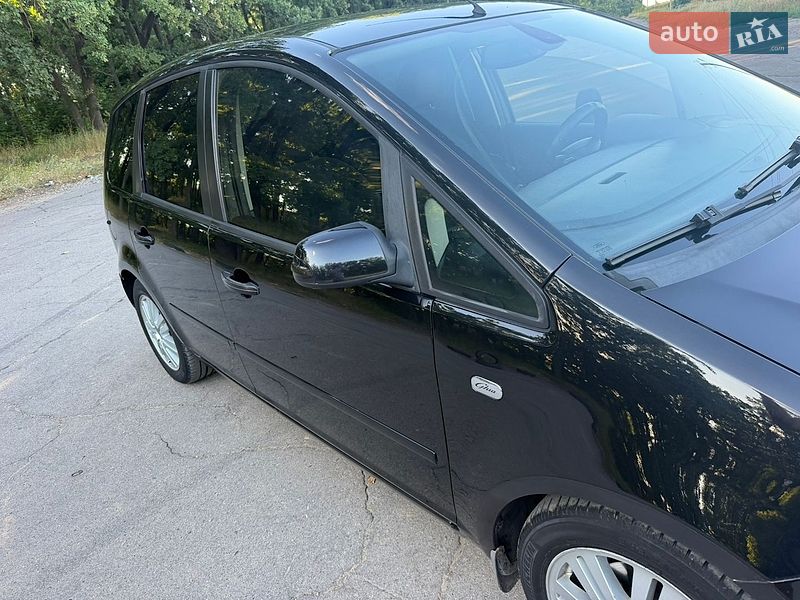 Минивэн Ford C-Max 2004 в Умани