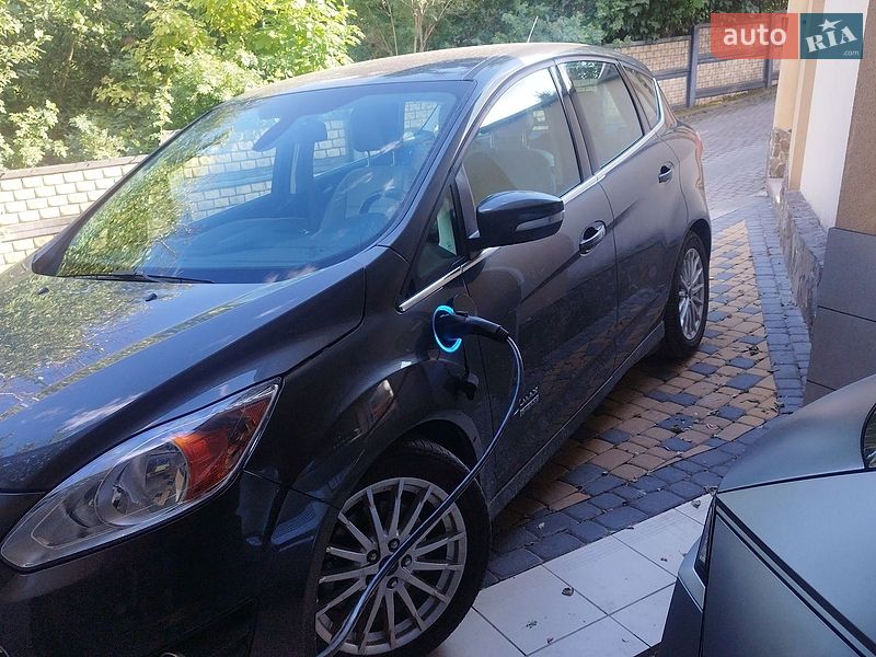 Минивэн Ford C-Max 2016 в Львове