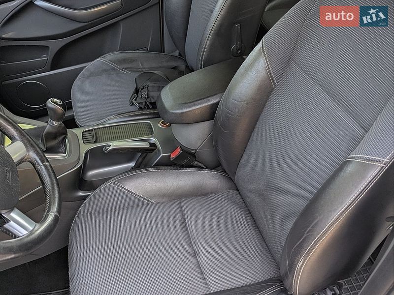 Минивэн Ford C-Max 2009 в Ровно