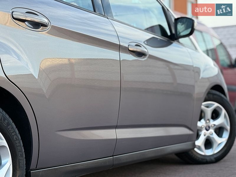 Минивэн Ford C-Max 2012 в Стрые
