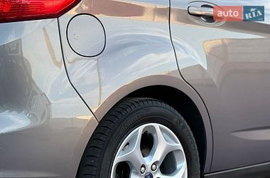 Минивэн Ford C-Max 2012 в Стрые