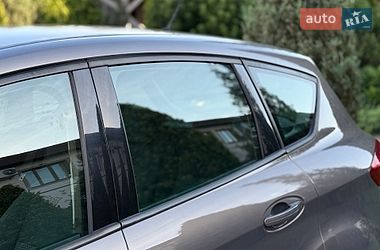 Минивэн Ford C-Max 2012 в Стрые