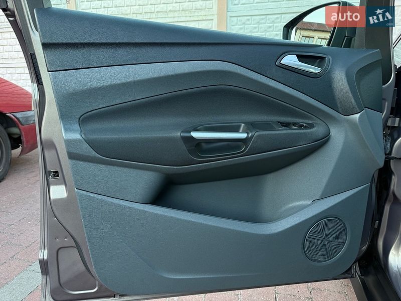 Минивэн Ford C-Max 2012 в Стрые