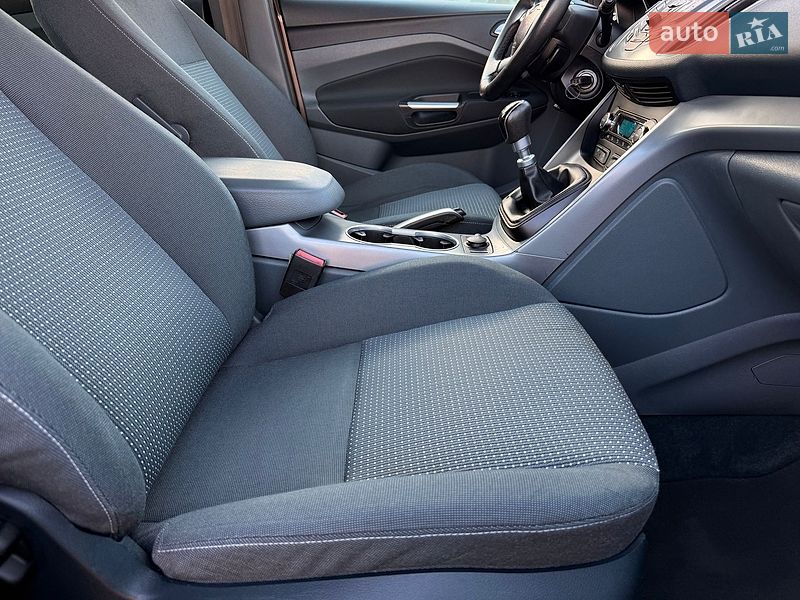 Минивэн Ford C-Max 2012 в Стрые