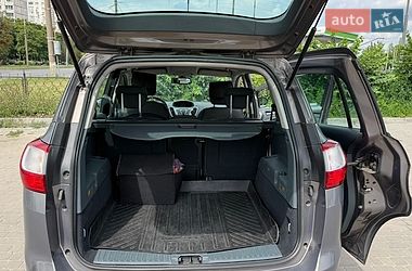 Минивэн Ford C-Max 2012 в Харькове