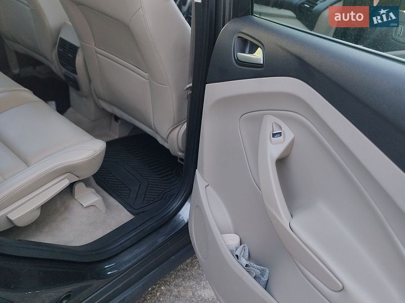 Минивэн Ford C-Max 2016 в Львове фото 9 Минивэн Ford C-Max 2016 в Львове