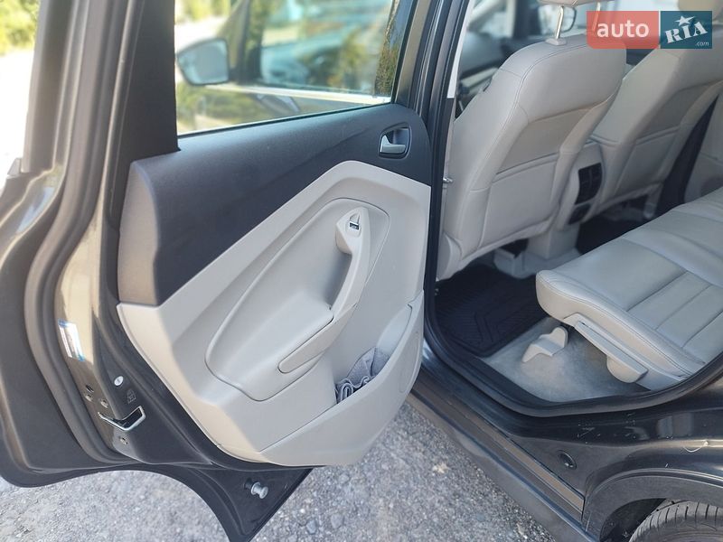 Минивэн Ford C-Max 2016 в Львове фото 19 Минивэн Ford C-Max 2016 в Львове