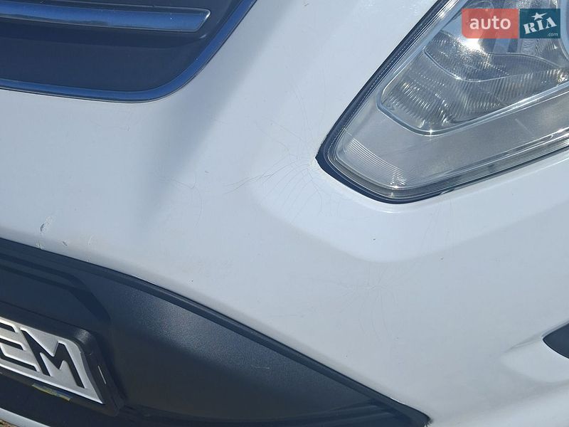 Мінівен Ford C-Max 2011 в Чернівцях