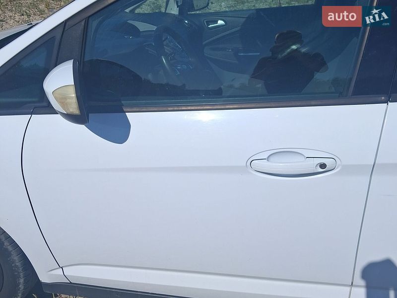 Мінівен Ford C-Max 2011 в Чернівцях