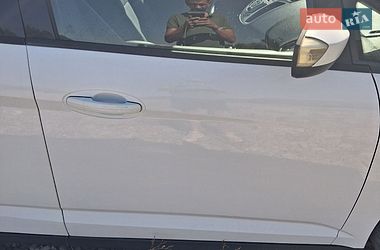 Мінівен Ford C-Max 2011 в Чернівцях