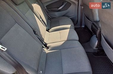 Мінівен Ford C-Max 2011 в Чернівцях