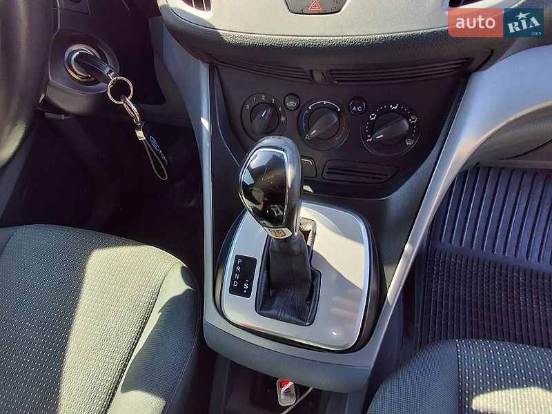 Мінівен Ford C-Max 2011 в Чернівцях