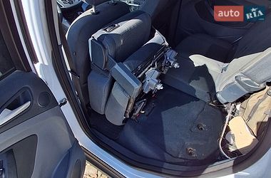 Мінівен Ford C-Max 2011 в Чернівцях