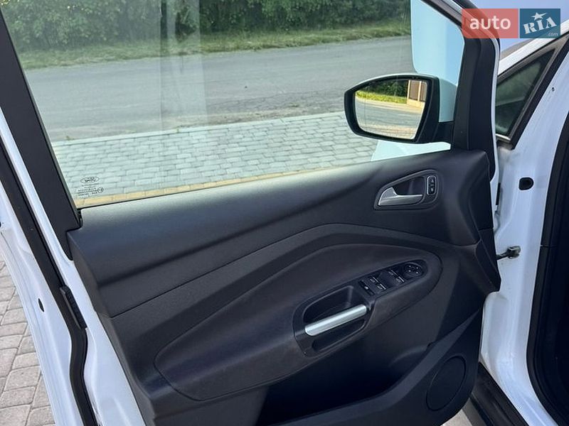 Минивэн Ford C-Max 2016 в Староконстантинове