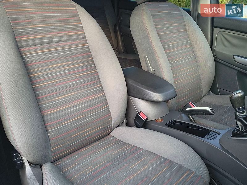 Минивэн Ford C-Max 2010 в Горишних Плавнях