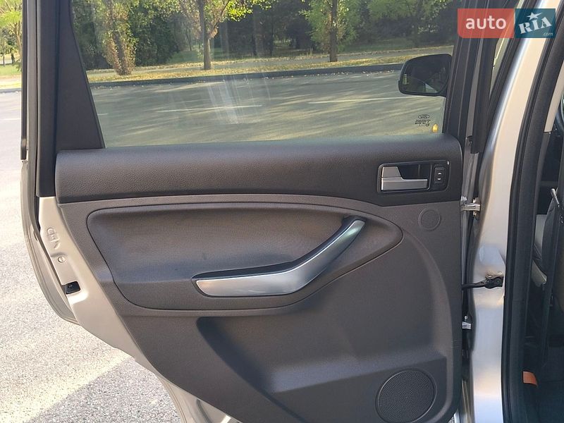 Минивэн Ford C-Max 2010 в Горишних Плавнях