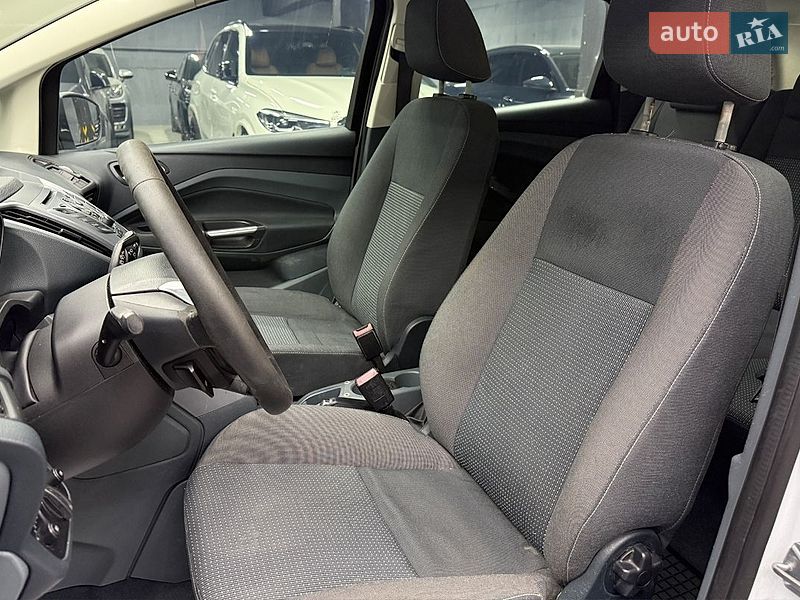 Мінівен Ford C-Max 2014 в Чернівцях