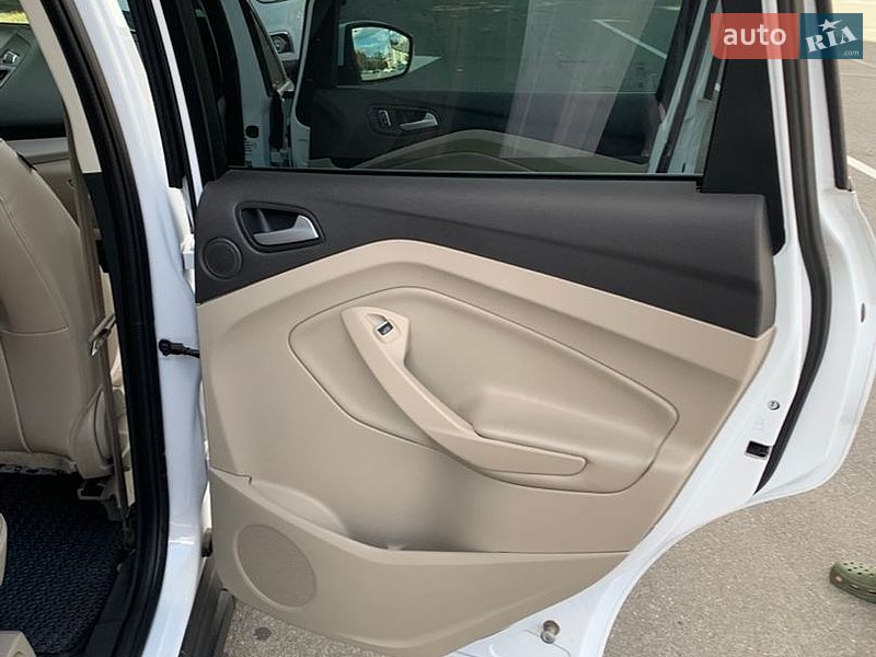 Мінівен Ford C-Max 2015 в Броварах