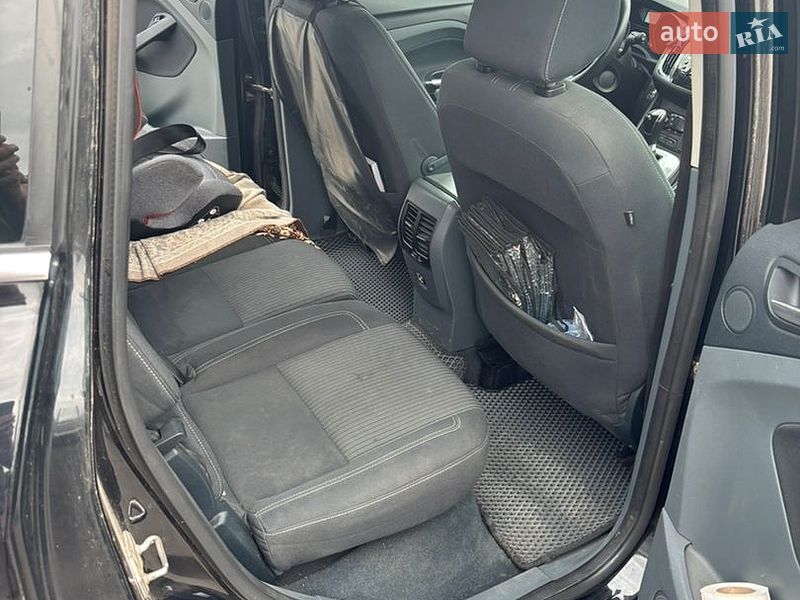 Минивэн Ford C-Max 2012 в Староконстантинове