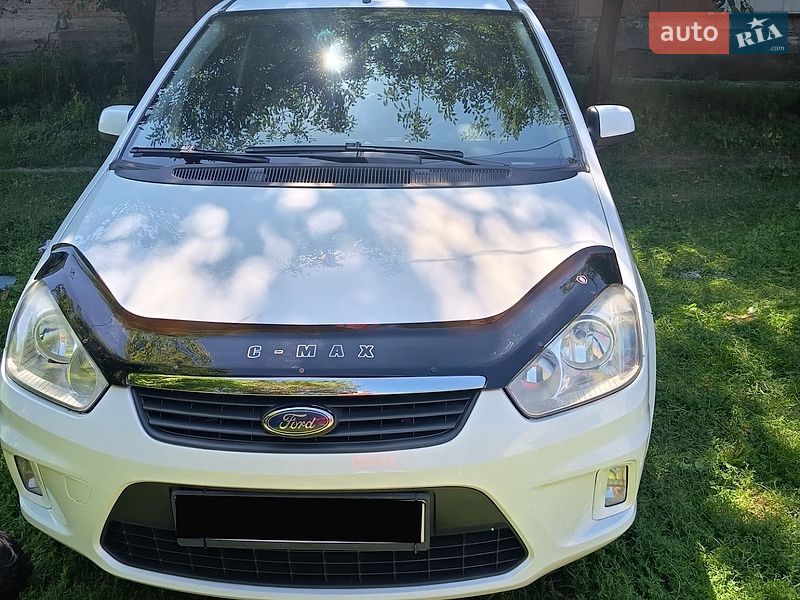 Мінівен Ford C-Max 2010 в Ромнах
