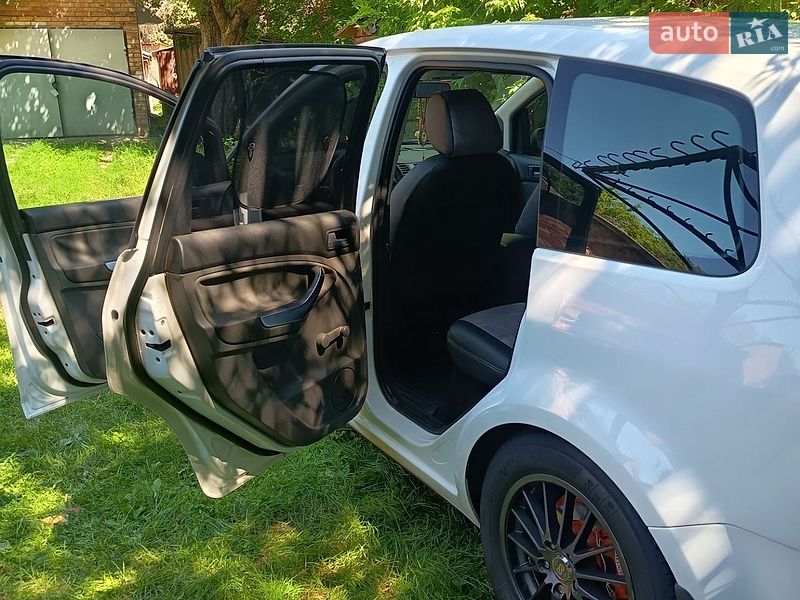 Мінівен Ford C-Max 2010 в Ромнах