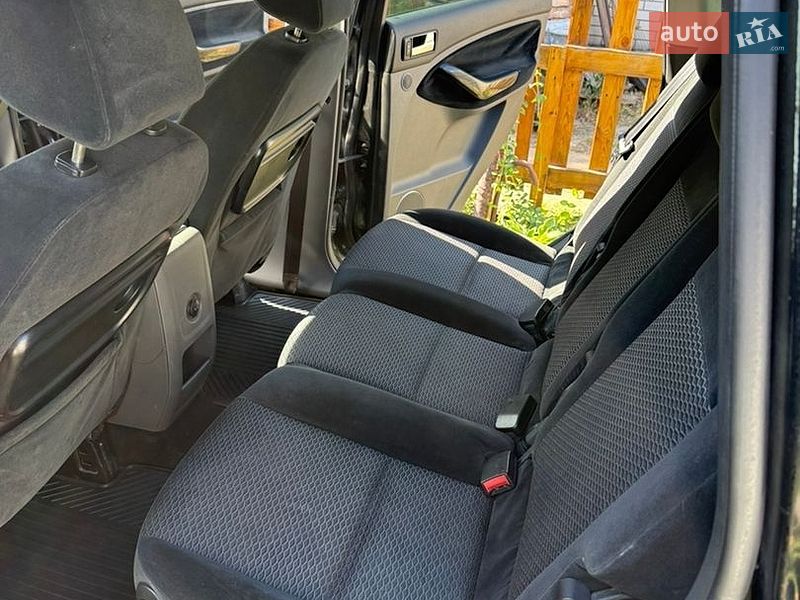Минивэн Ford C-Max 2008 в Запорожье