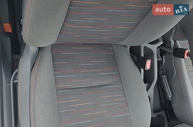 Минивэн Ford C-Max 2010 в Решетиловке