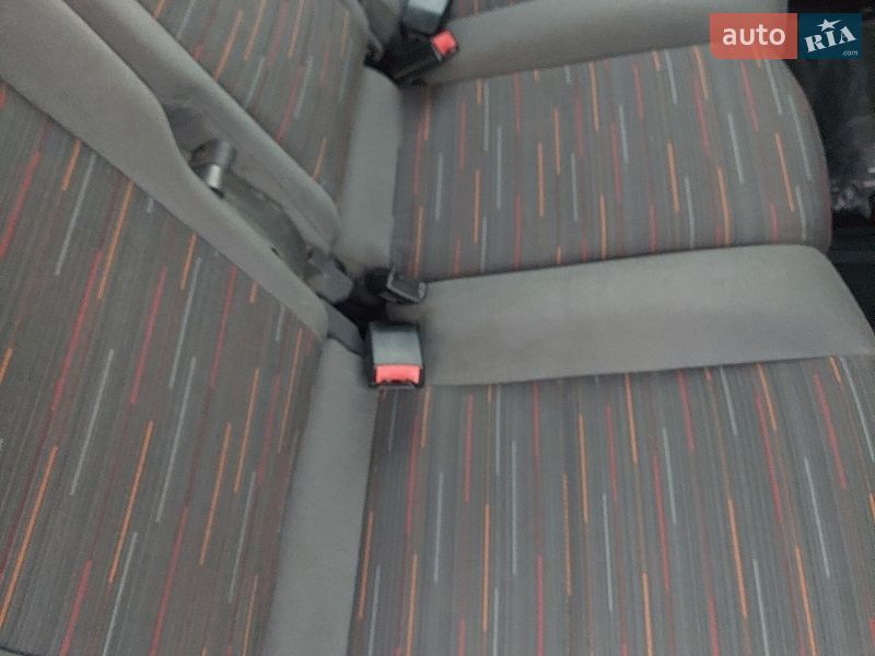 Минивэн Ford C-Max 2010 в Решетиловке