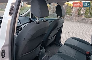Мінівен Ford C-Max 2015 в Сарнах