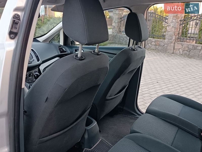 Мінівен Ford C-Max 2015 в Сарнах