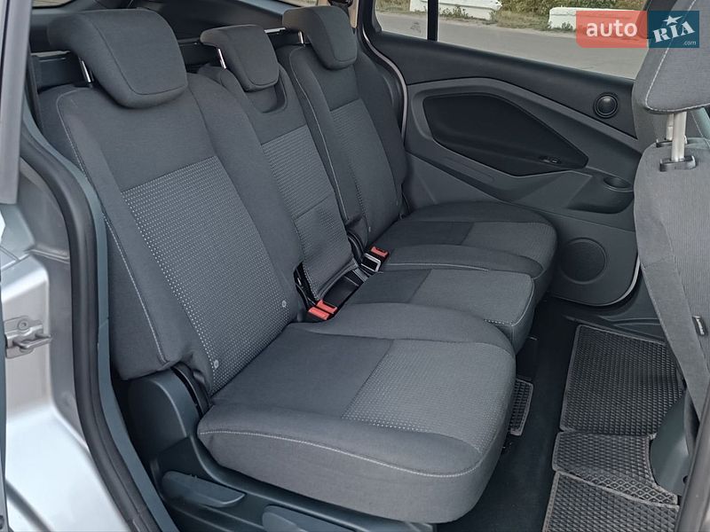 Мінівен Ford C-Max 2015 в Сарнах