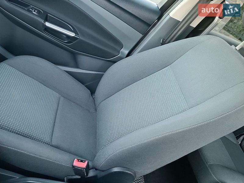 Мінівен Ford C-Max 2015 в Сарнах