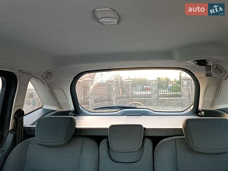 Мінівен Ford C-Max 2015 в Сарнах