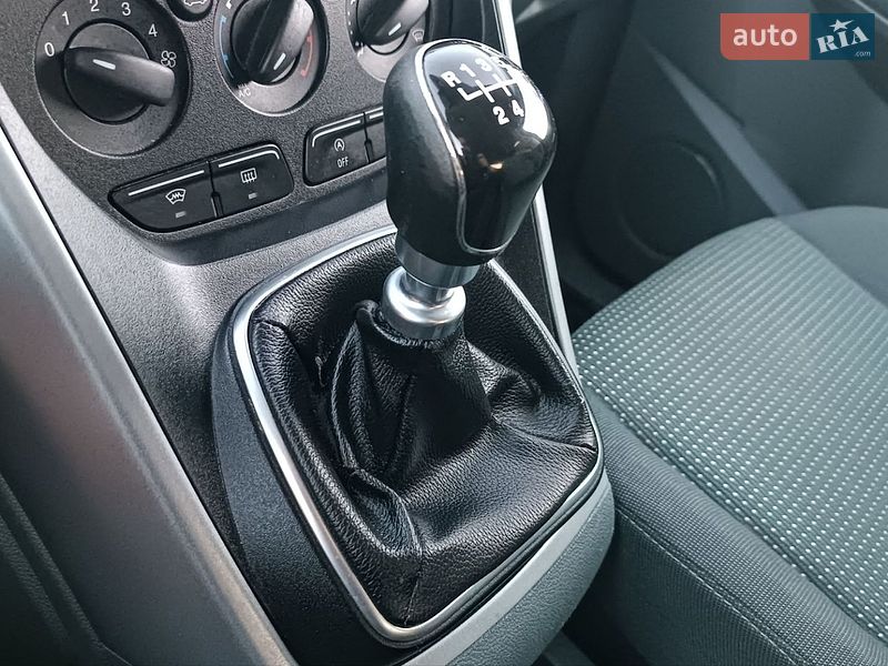 Мінівен Ford C-Max 2015 в Сарнах