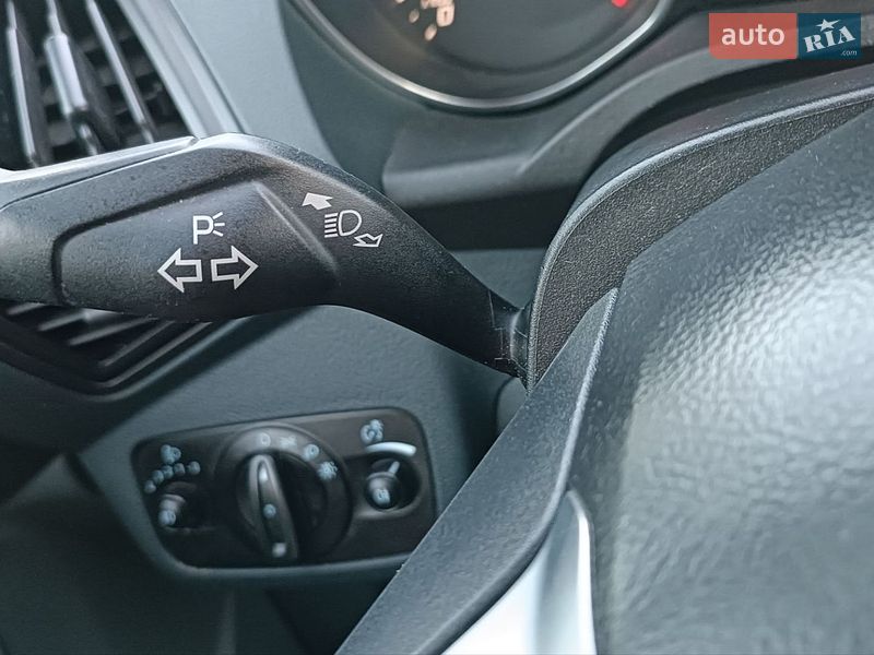 Мінівен Ford C-Max 2015 в Сарнах