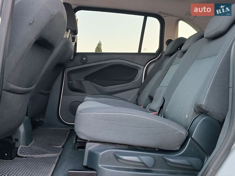 Мінівен Ford C-Max 2015 в Сарнах