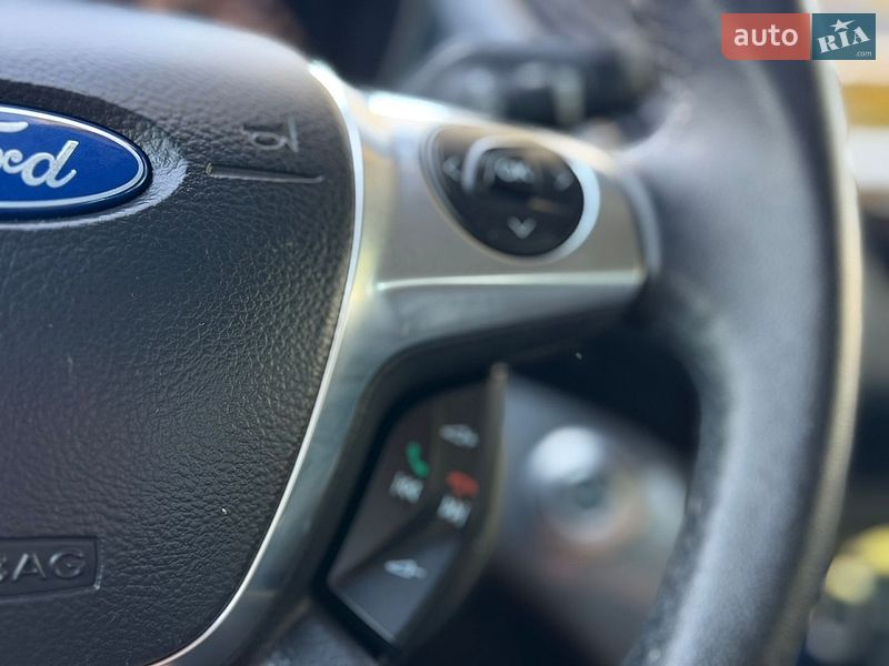 Минивэн Ford C-Max 2013 в Стрые