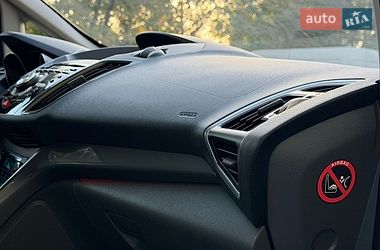 Минивэн Ford C-Max 2013 в Стрые
