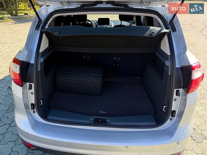 Минивэн Ford C-Max 2013 в Дубно